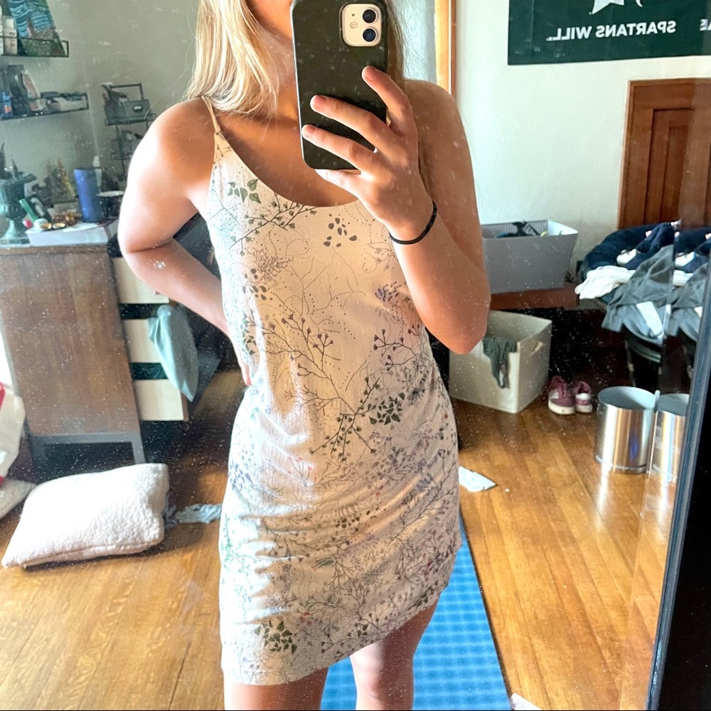 H&M ditsy floral dress